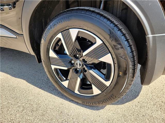 new 2025 Nissan Kicks car, priced at $31,095