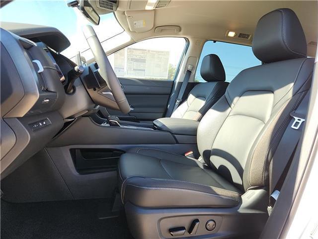 new 2025 Nissan Pathfinder car, priced at $39,525