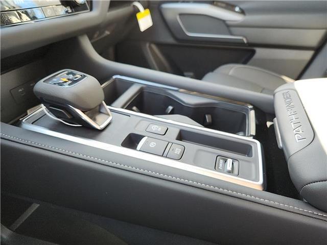 new 2025 Nissan Pathfinder car, priced at $39,525