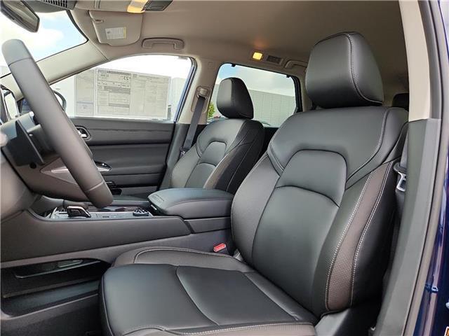 new 2025 Nissan Pathfinder car, priced at $40,935