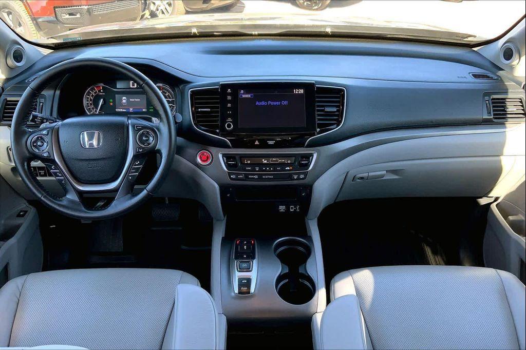 used 2023 Honda Ridgeline car, priced at $32,400