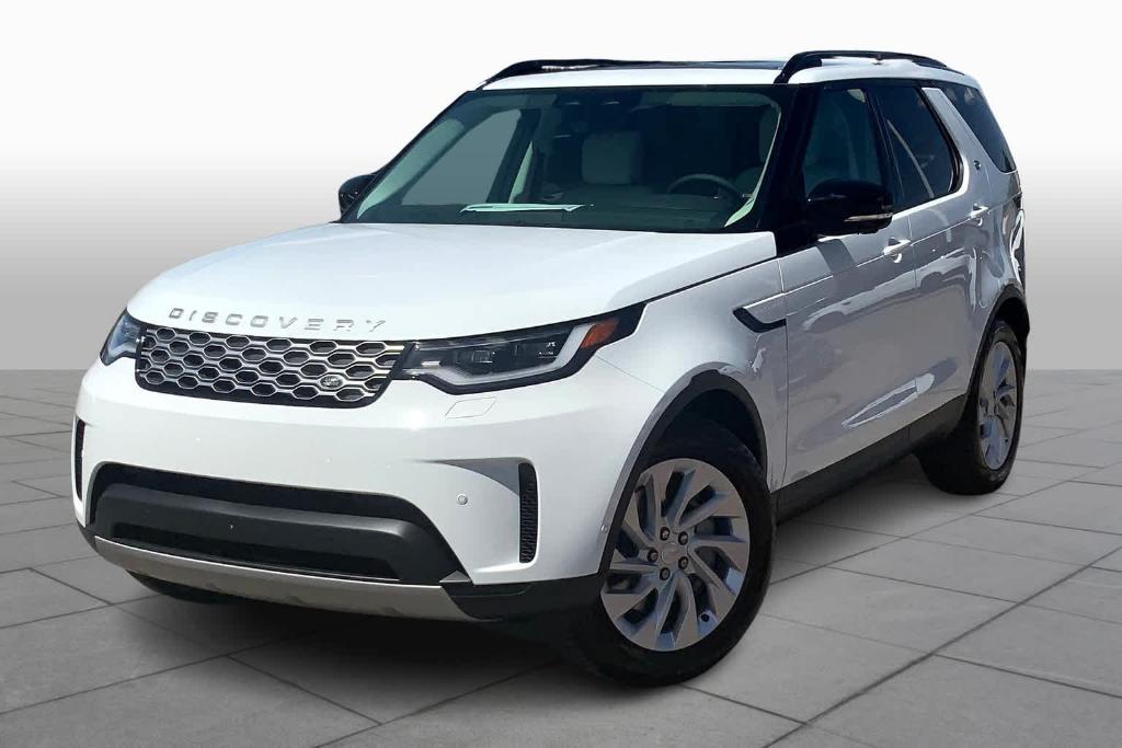 new 2024 Land Rover Discovery car, priced at $68,160