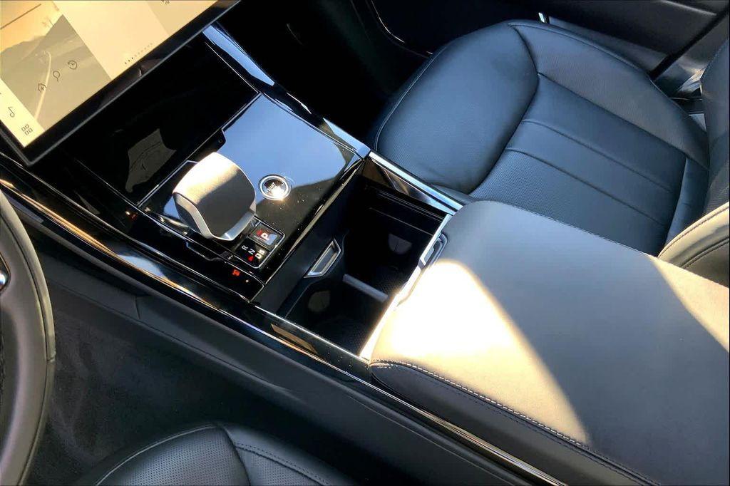 new 2025 Land Rover Range Rover Sport car, priced at $98,175