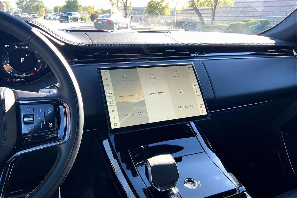 new 2025 Land Rover Range Rover Sport car, priced at $98,175