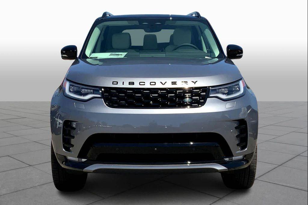 new 2025 Land Rover Discovery car, priced at $75,125