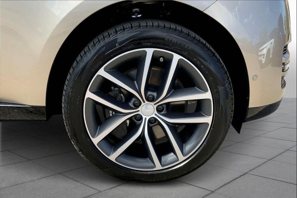 new 2025 Land Rover Range Rover car, priced at $137,255