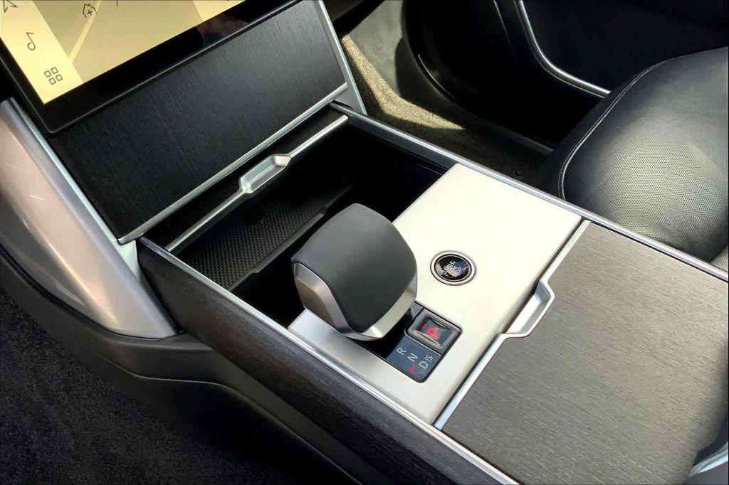 new 2025 Land Rover Range Rover car, priced at $137,255