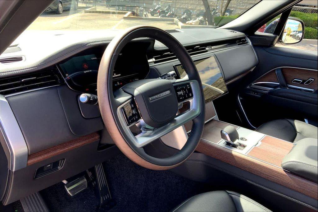 new 2025 Land Rover Range Rover car, priced at $195,605