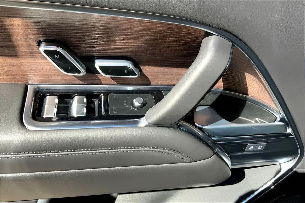 new 2025 Land Rover Range Rover car, priced at $195,605