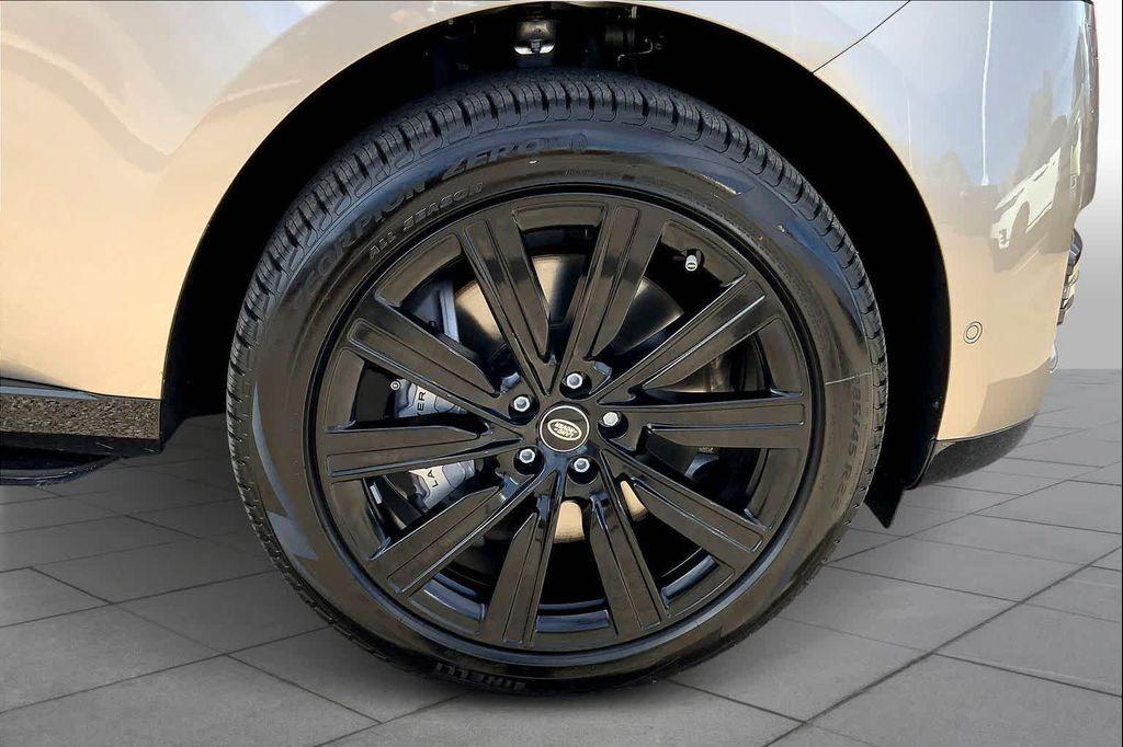 new 2025 Land Rover Range Rover car, priced at $142,135