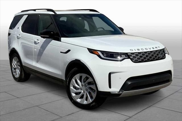 new 2025 Land Rover Discovery car, priced at $64,725