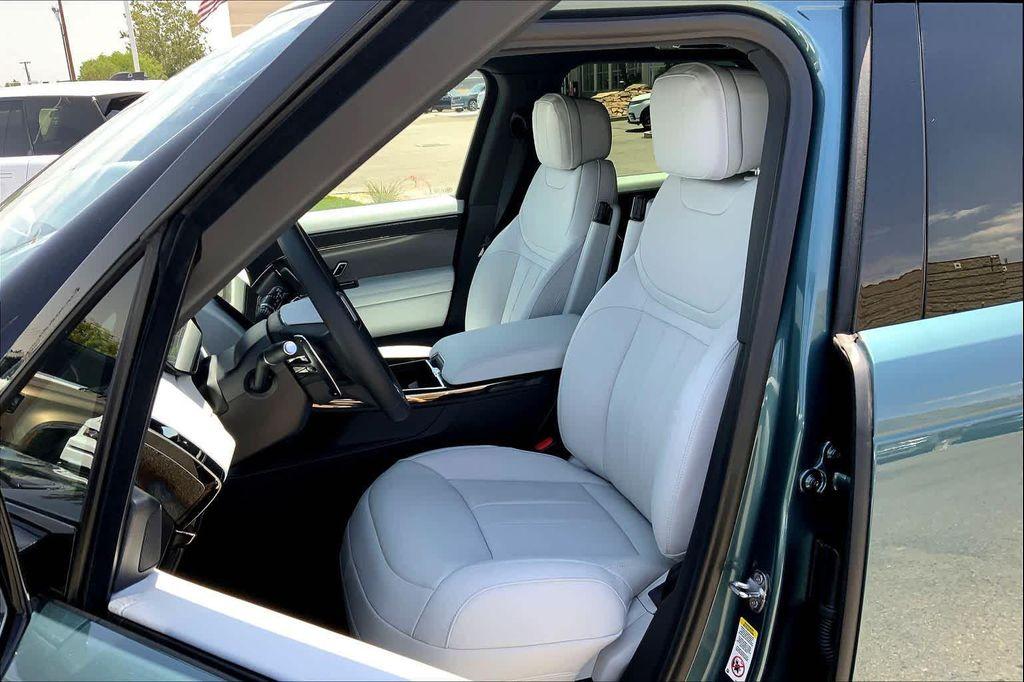 new 2025 Land Rover Range Rover Sport car, priced at $89,215