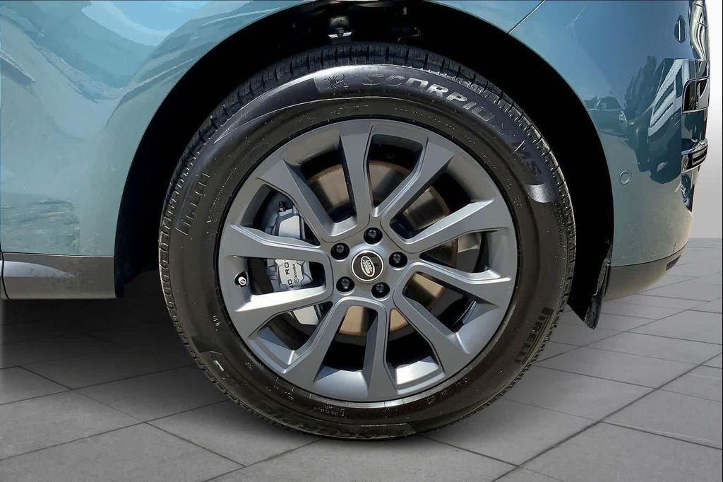 new 2025 Land Rover Range Rover Sport car, priced at $89,215