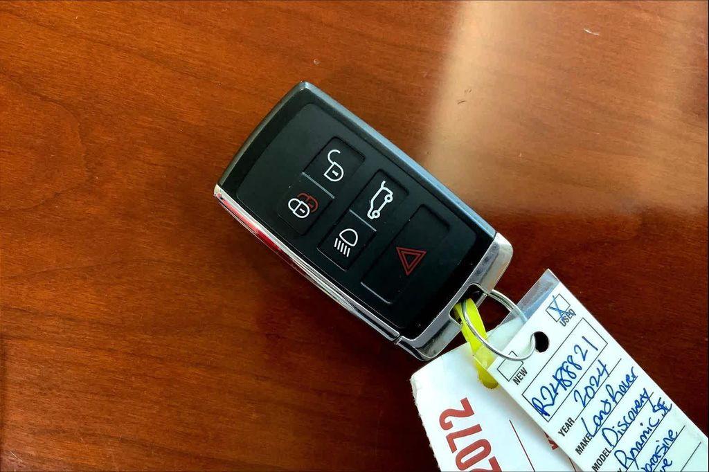 used 2024 Land Rover Discovery car, priced at $50,400