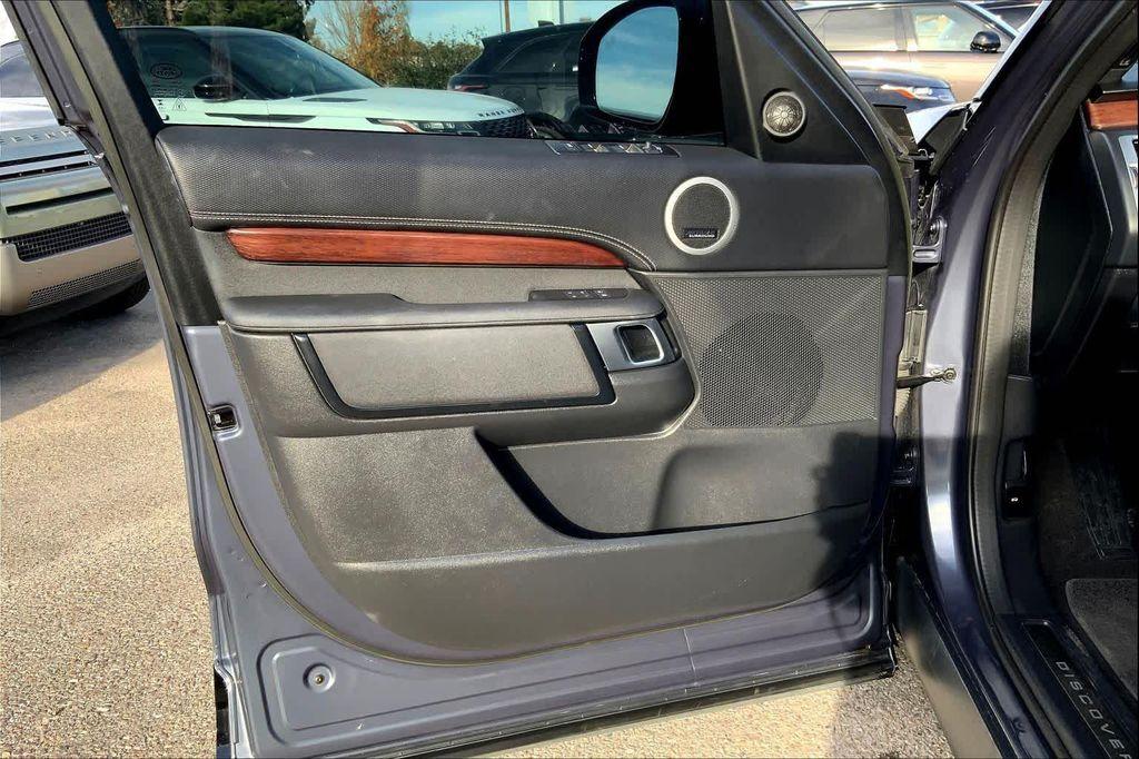 used 2024 Land Rover Discovery car, priced at $50,400