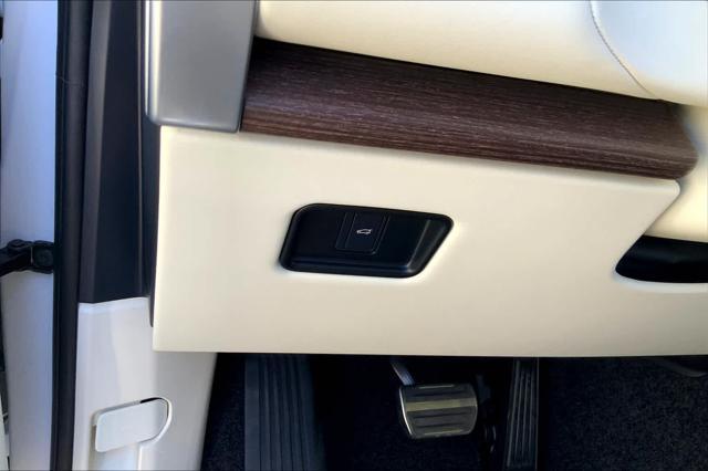 new 2025 Land Rover Range Rover car, priced at $130,500