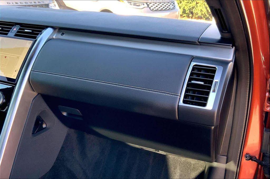 used 2022 Land Rover Discovery car, priced at $34,800