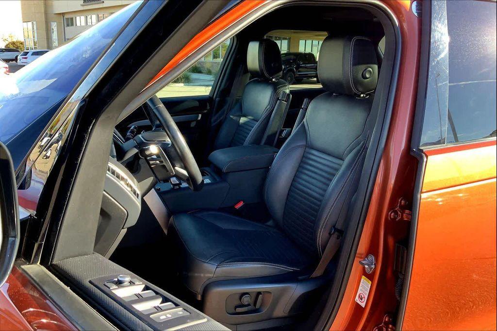 used 2022 Land Rover Discovery car, priced at $34,800