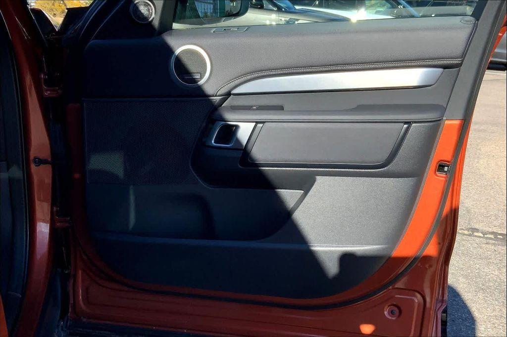 used 2022 Land Rover Discovery car, priced at $34,800