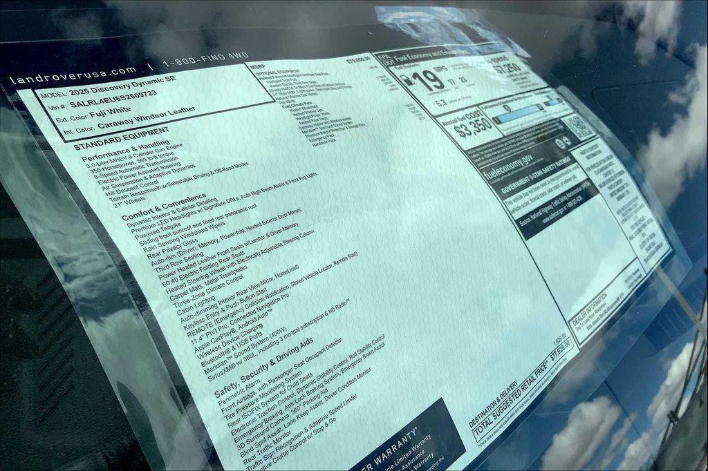 new 2025 Land Rover Discovery car, priced at $77,928