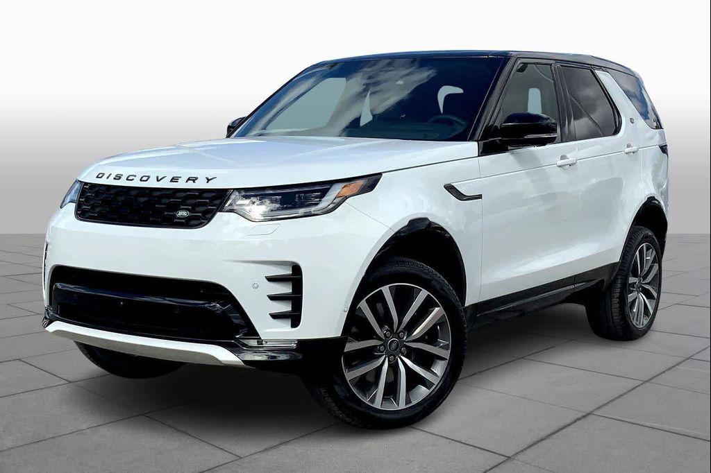 new 2025 Land Rover Discovery car, priced at $77,928