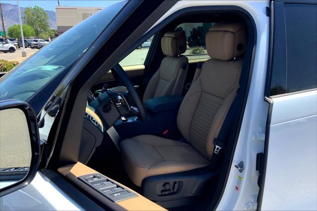 new 2024 Land Rover Discovery car, priced at $86,760