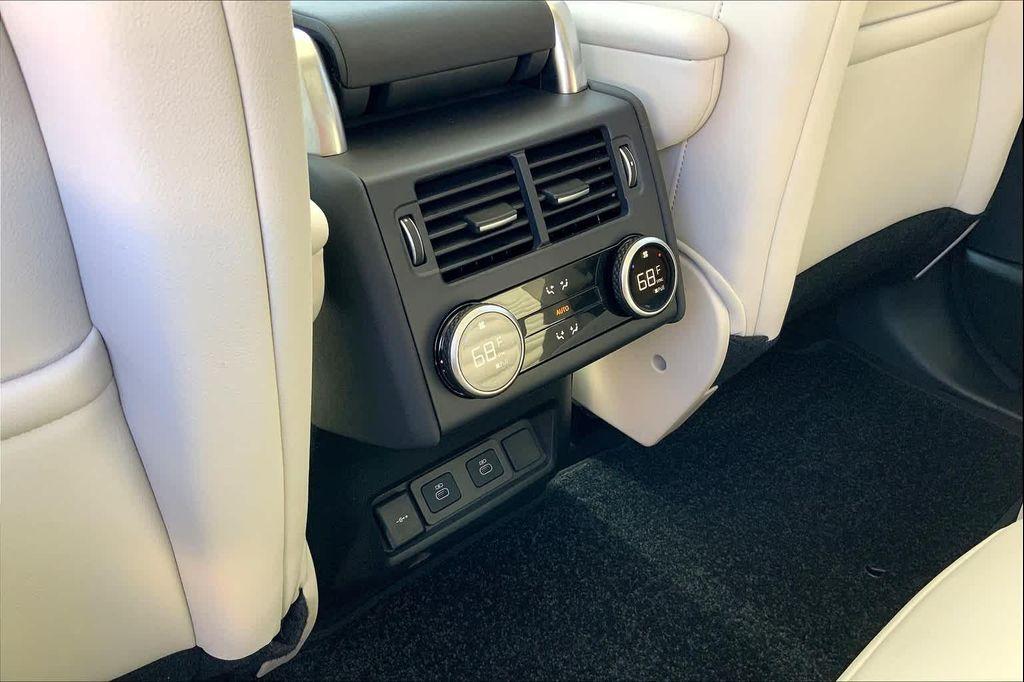 new 2025 Land Rover Discovery car, priced at $68,593