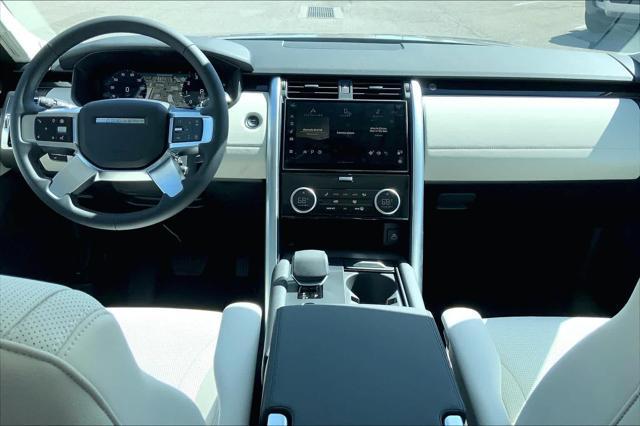 new 2025 Land Rover Discovery car, priced at $68,593