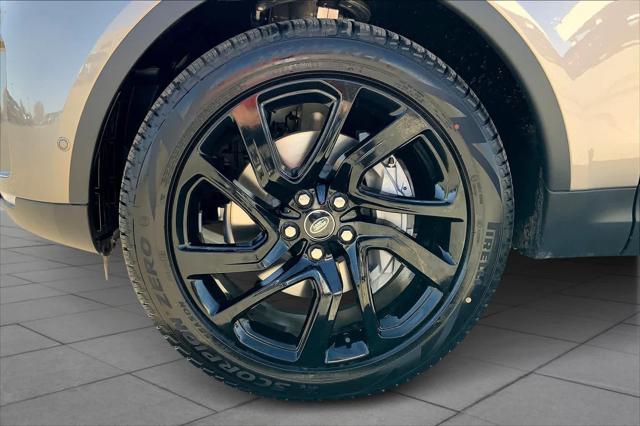 new 2025 Land Rover Discovery car, priced at $68,593