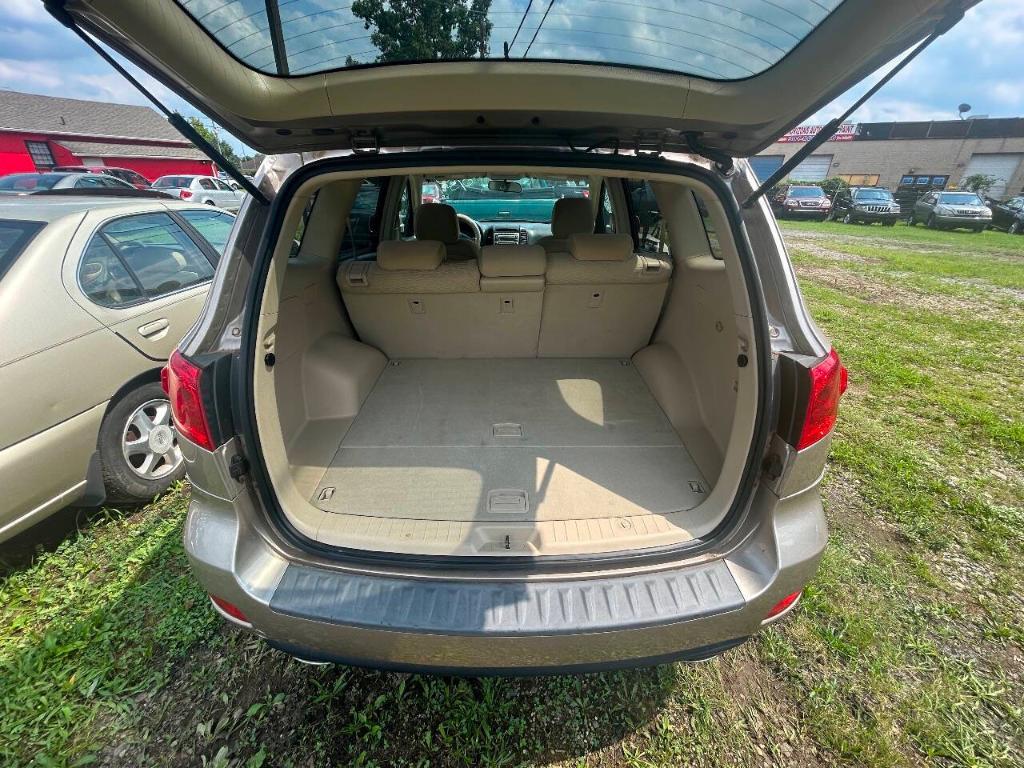 used 2007 Hyundai Santa Fe car, priced at $3,200