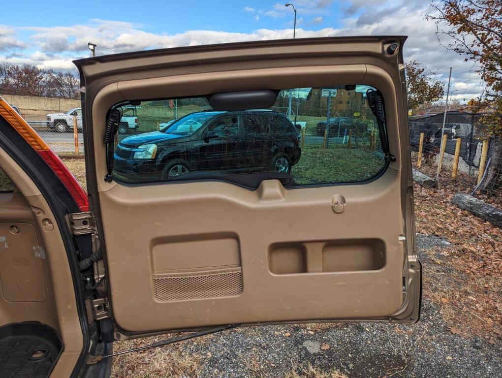 used 2004 Honda CR-V car, priced at $4,400