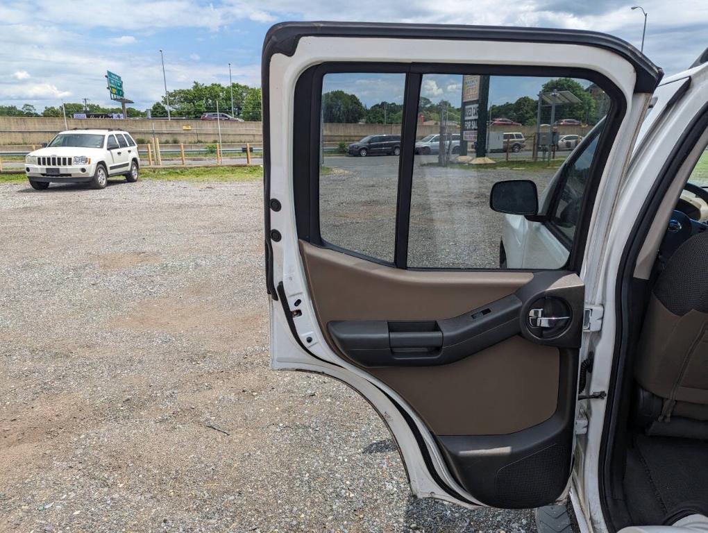 used 2005 Nissan Xterra car, priced at $3,700
