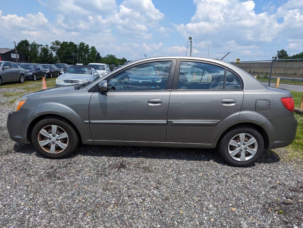used 2010 Kia Rio car, priced at $2,700