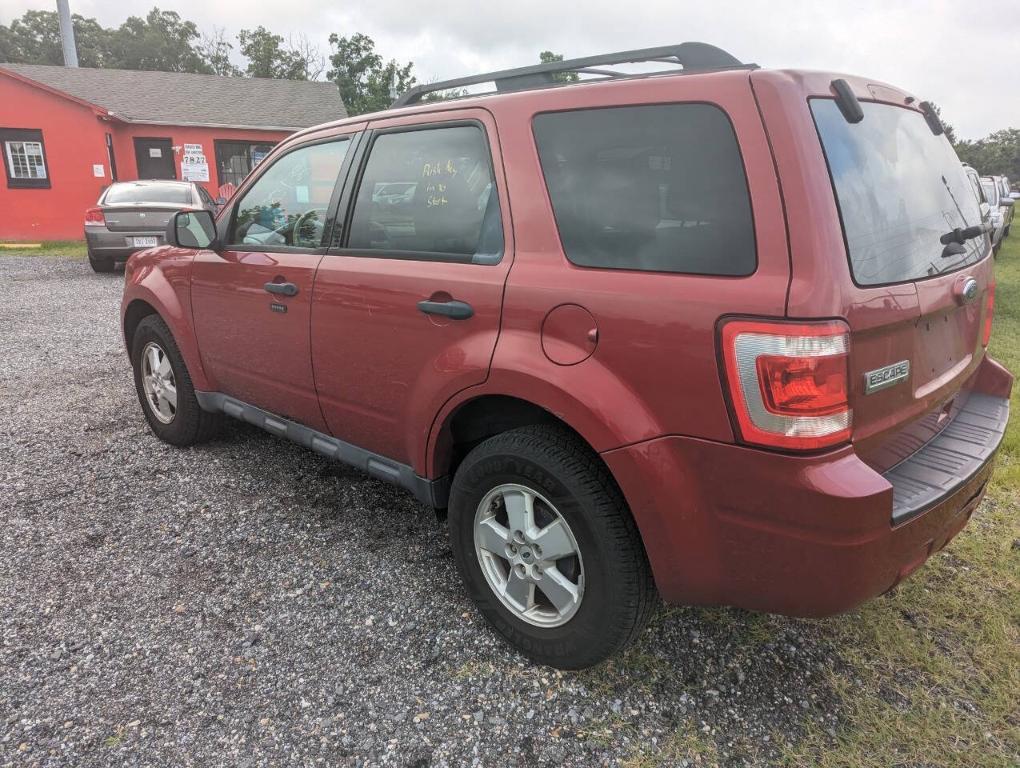 used 2011 Ford Escape car, priced at $3,300