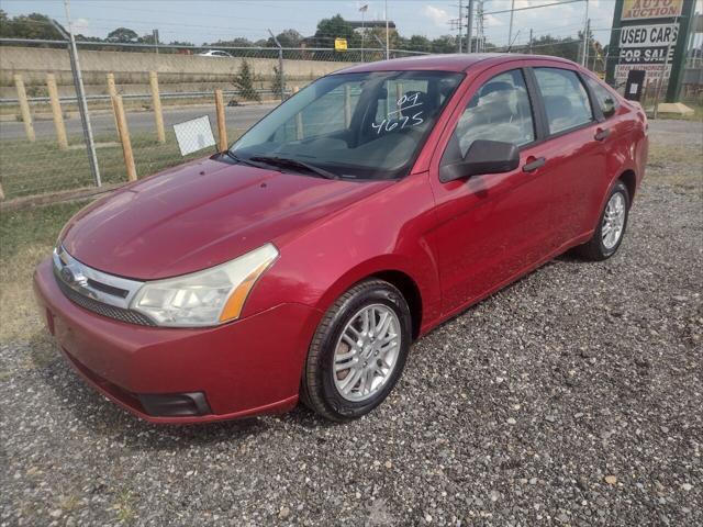 used 2009 Ford Focus car, priced at $3,300