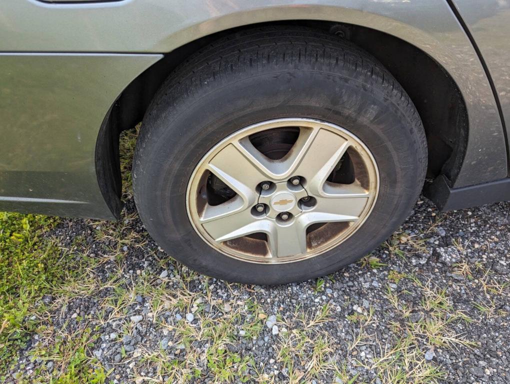 used 2004 Chevrolet Malibu car, priced at $2,900