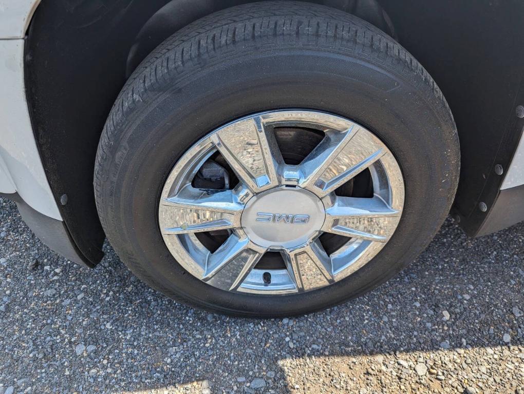 used 2010 GMC Terrain car, priced at $4,800