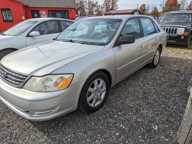 used 2003 Toyota Avalon car, priced at $3,000