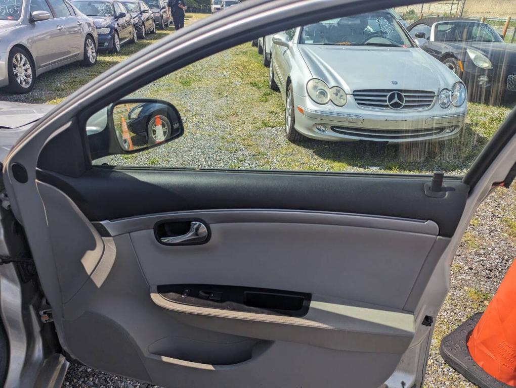 used 2007 Saturn Aura car, priced at $3,500