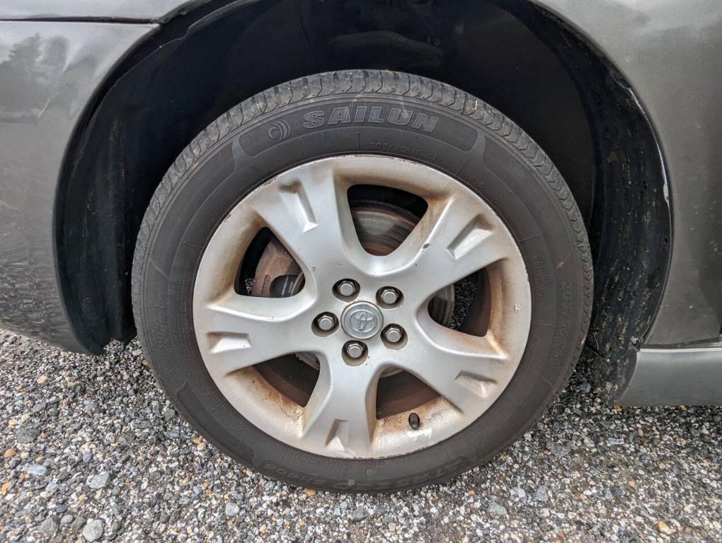 used 2006 Toyota Matrix car, priced at $3,900