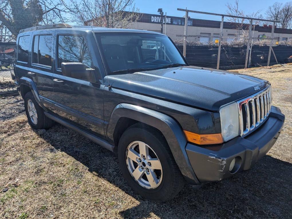 used 2006 Jeep Commander car, priced at $2,600