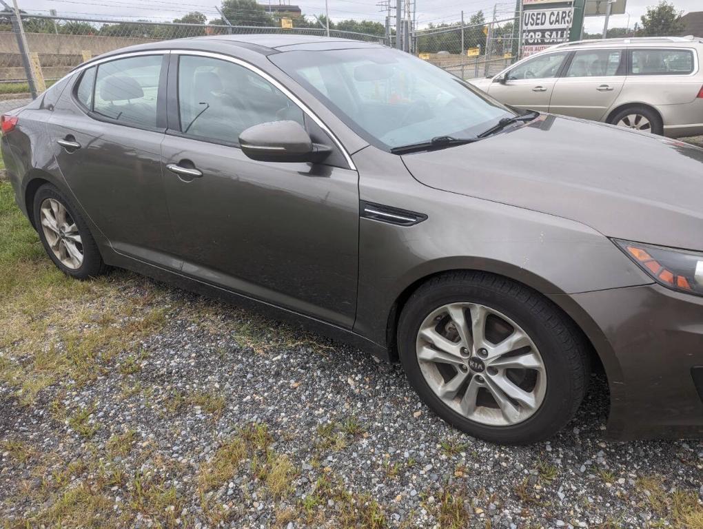 used 2011 Kia Optima car, priced at $3,300