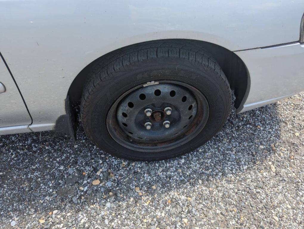 used 2006 Nissan Sentra car, priced at $2,700