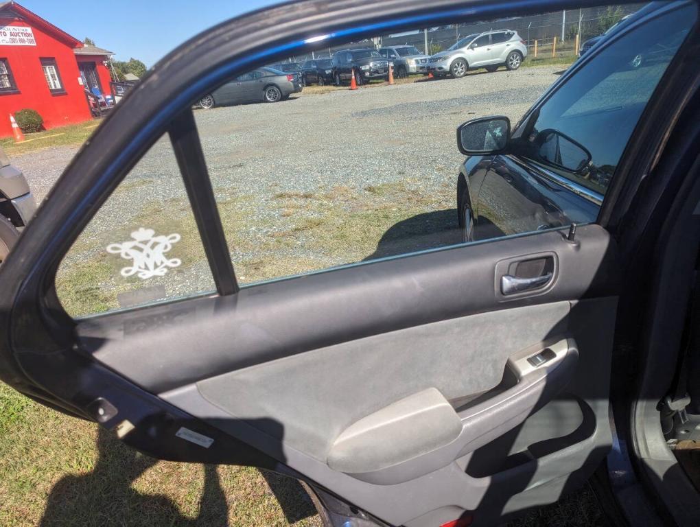 used 2004 Honda Accord car, priced at $3,800