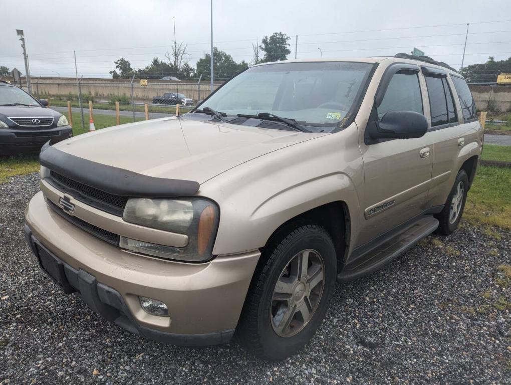 used 2004 Chevrolet TrailBlazer car, priced at $3,400