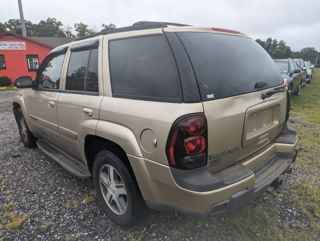 used 2004 Chevrolet TrailBlazer car, priced at $3,800
