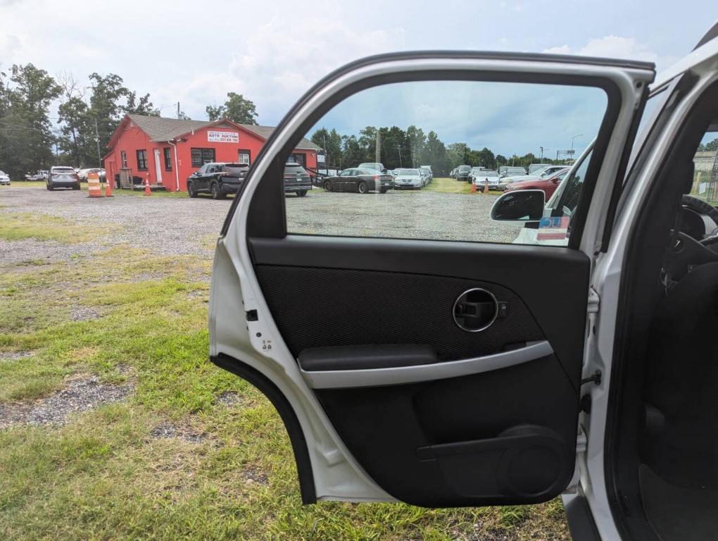 used 2007 Pontiac Torrent car, priced at $3,400
