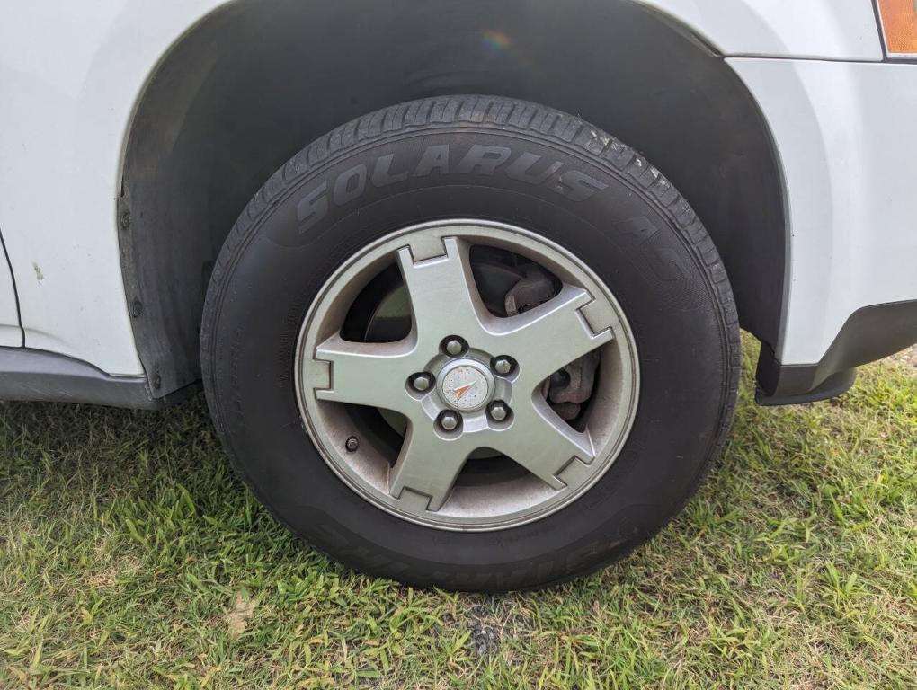 used 2007 Pontiac Torrent car, priced at $3,400