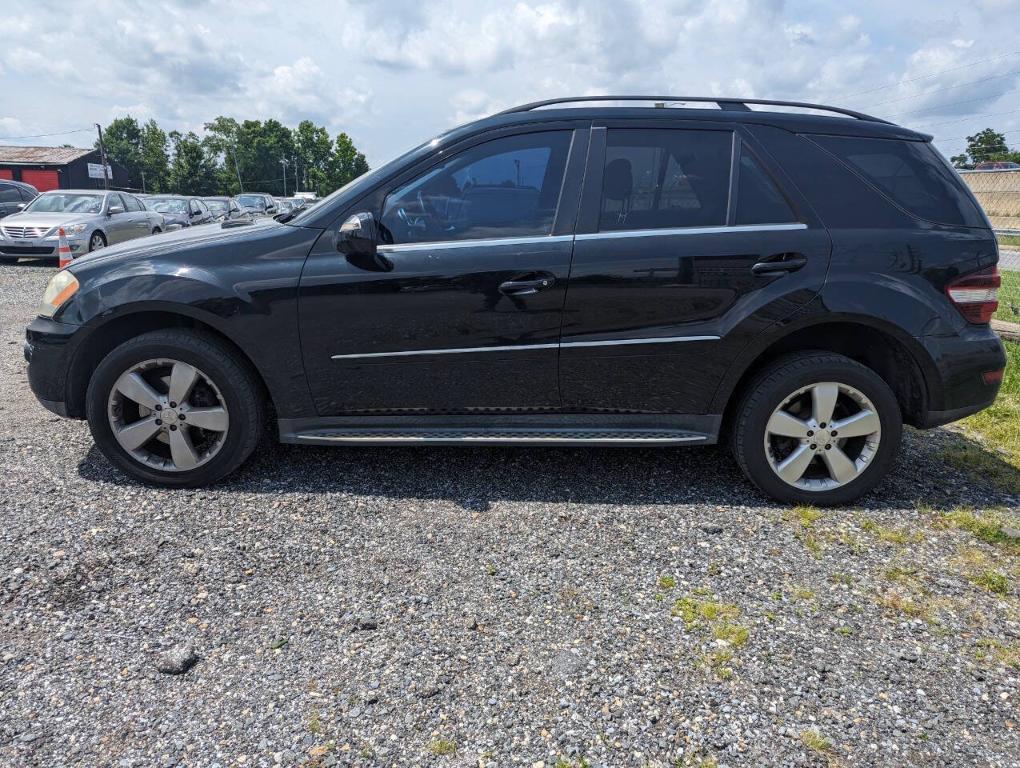 used 2010 Mercedes-Benz M-Class car, priced at $4,400