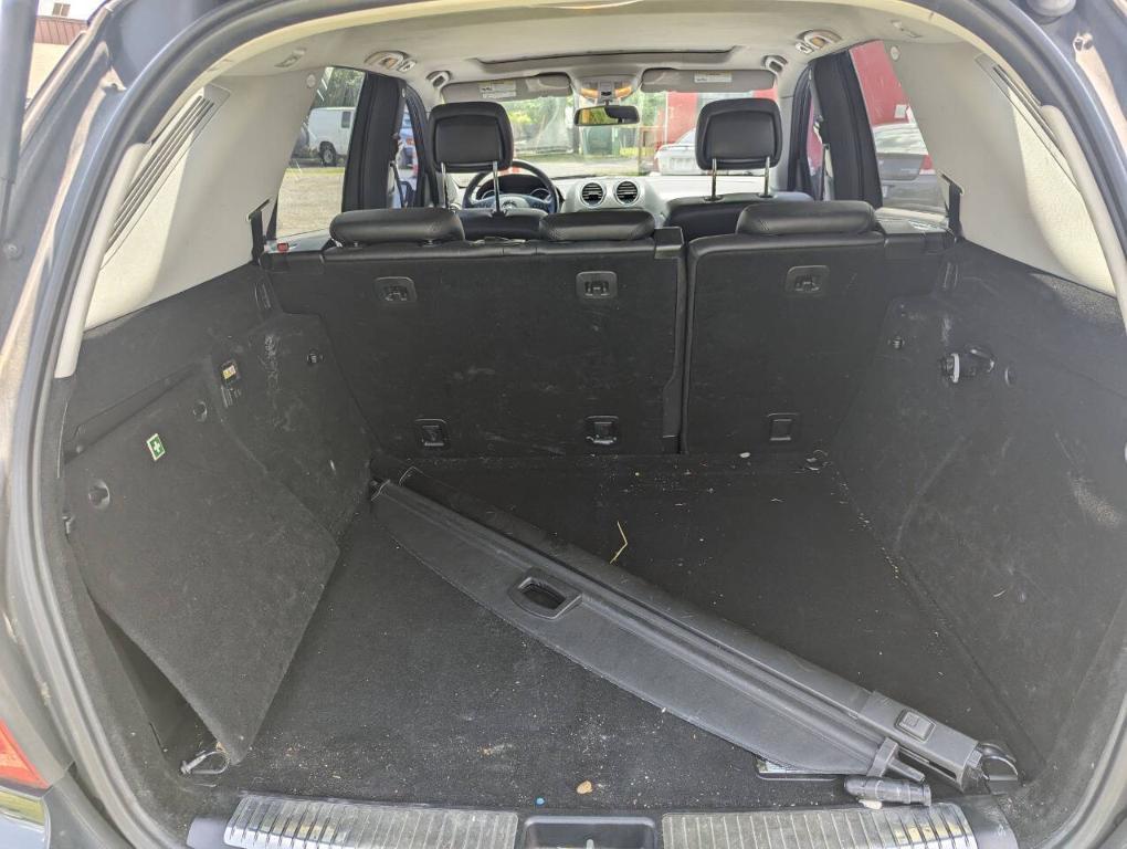 used 2010 Mercedes-Benz M-Class car, priced at $4,400